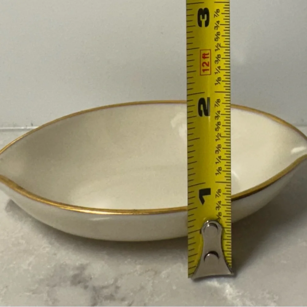 Lenox Cream and Gold Serveware Oval Dishes - Picture 9 of 9